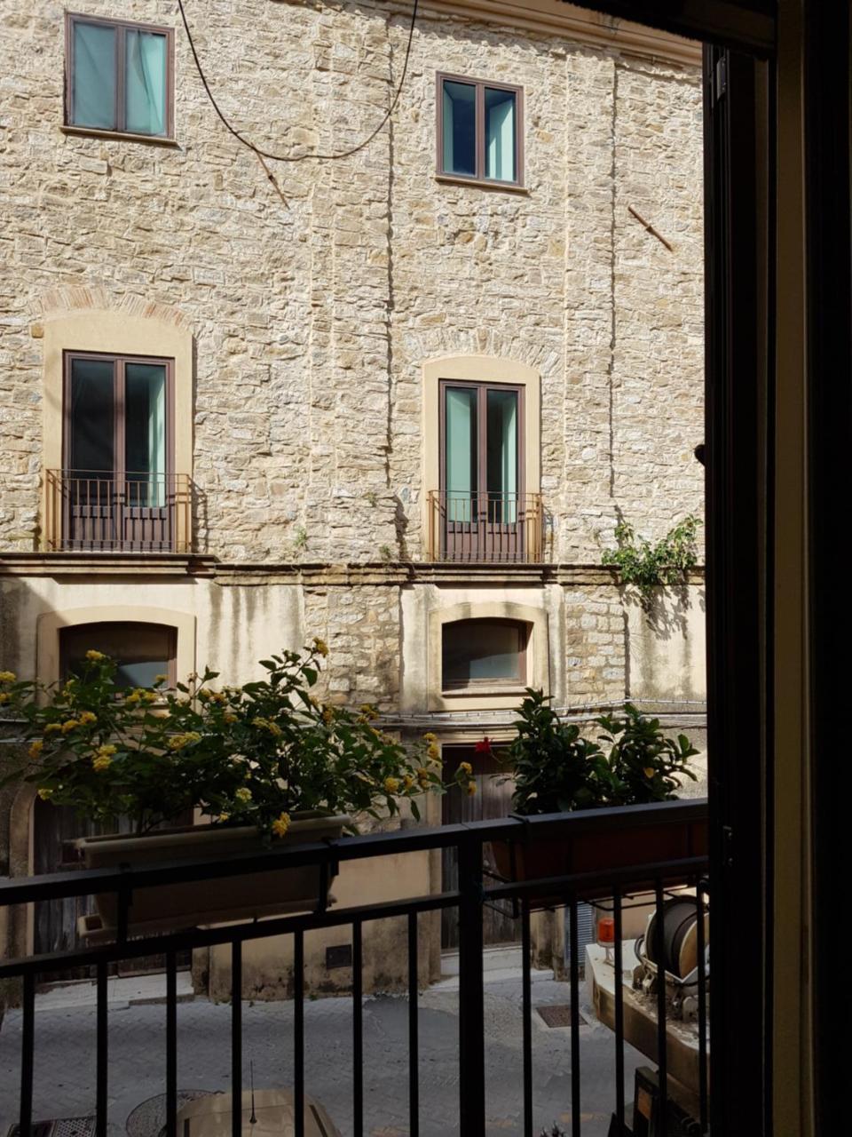 칼타니세타 Casa Coccinella B&B 외부 사진